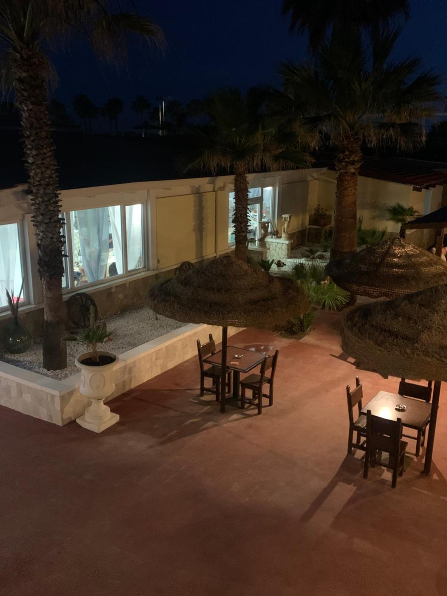 Villaggio Turistico La Baia Degli Angeli マルゲリータ・ディ・サヴォイア エクステリア 写真